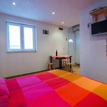 Anita * دوبروفينك