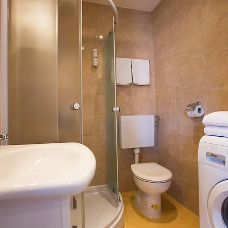 Anita Apartment